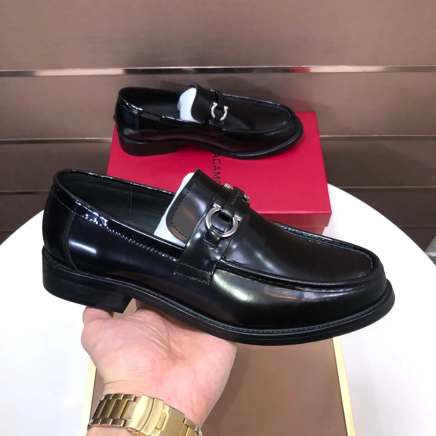 Men's shoes 💰540💰 [Ferragamo/Ferragamo] The latest model from the counter. Original imported high-quality cowhide with open sides + imported 🐂 cowhide lining + original luxury metal buckle + original combination outsole. Comparison is stress-free 38–45 (45 is custom-made and cannot be returned or exchanged)
